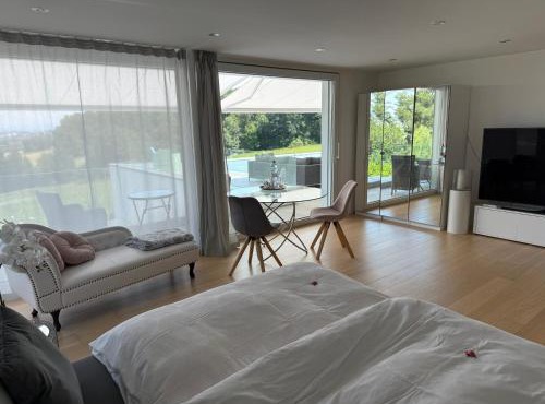Deluxe Doppelzimmer mit Pool und Aussicht