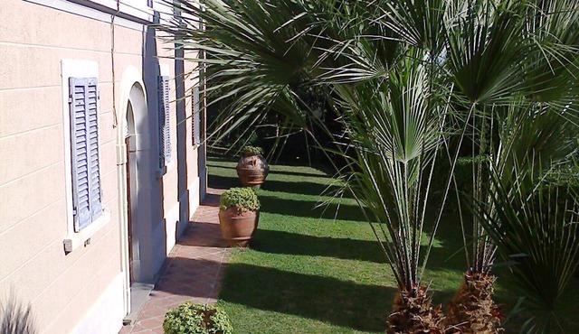 DEPENDENCIES OF VILLA GHEZZI - Ground Floor - Two-room apartment