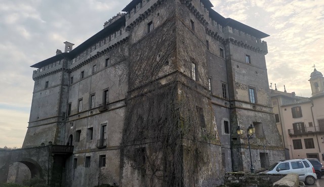 Detached apartment hidden in the castle