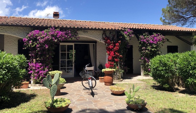 ELBA ISLAND: LUXURY VILLA NEAR THE SEA