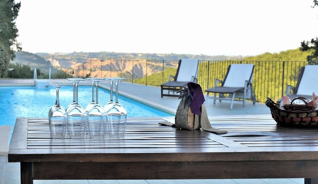 Elegant Country house with private pool and with beautiful view for good relax