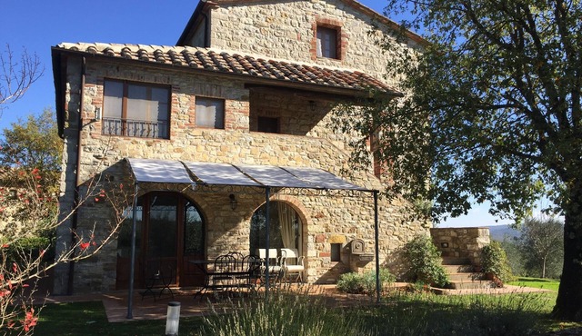 Enchanting Tuscan Villa/Private Estate/Heated Pool/Panoramic Views