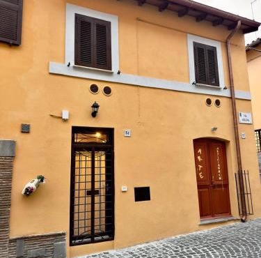 Etruscan Brothers House
