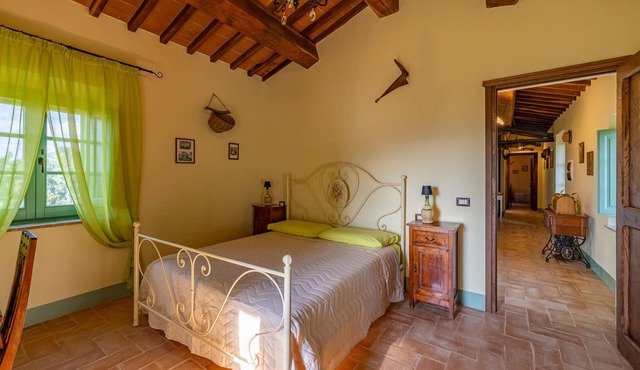 Farmer's Room - Double bedroom breakfast included