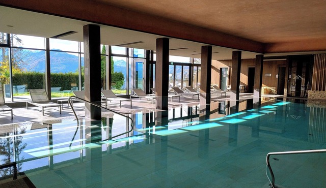 "Five stars apt and pool" at Crans Ambassador