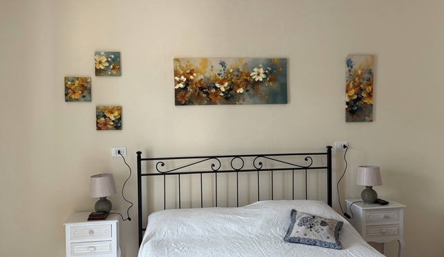Framí b&b. Comfort and relaxation surrounded by greenery, between the sea and the mountains.