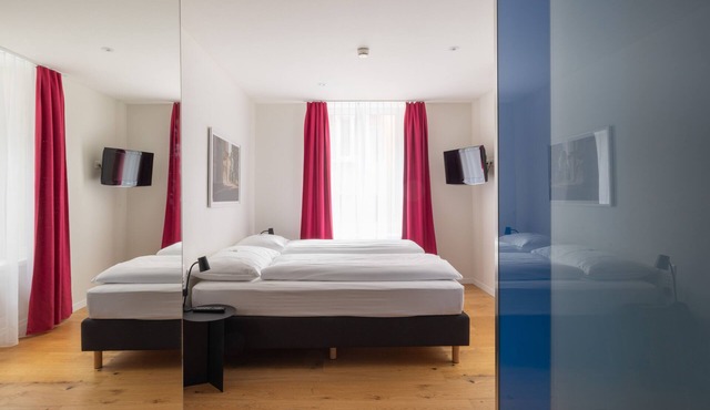 Fred Guest House Hauptbahnhof - Self Check-in