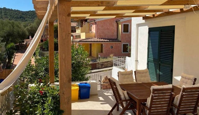 Gorgeous apartment in villa, Budoni Sardinia