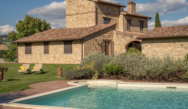 Gorgeous Villa overlooking Todi