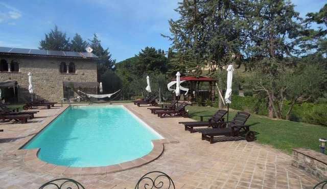 Holiday apartment with pool, garden and air conditioning