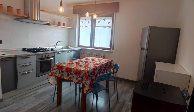 Holiday Home 'Alben Apartment' with Mountain View and Shared Garden