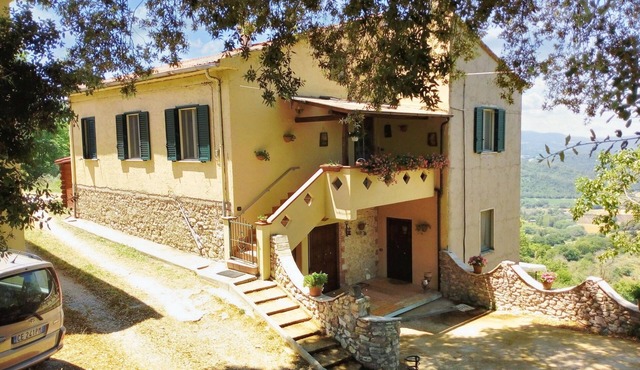 Homerez - Apartment in Coppe, mountain view