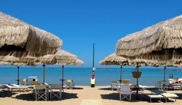 Homerez - Charming Flat Lungomare 85 sqm