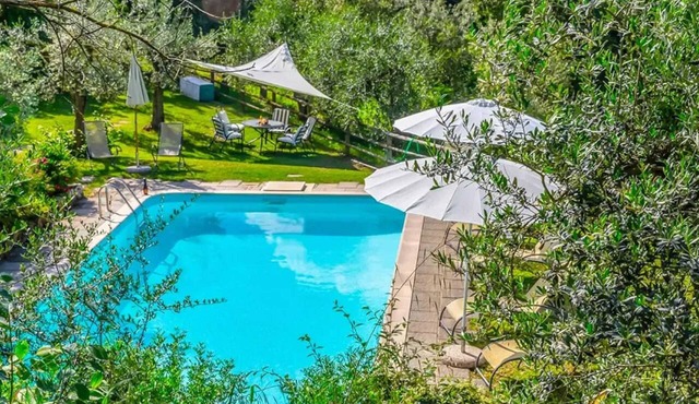 Homerez - Cozy House in Monte San Savino with Pool