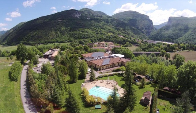 Hotel Le Grotte in Genga