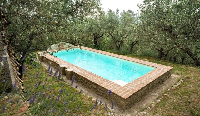 Il Tramonto - Farmhouse with pool in Collazzone
