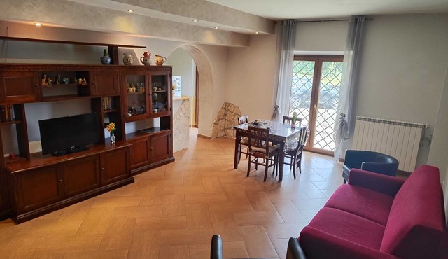 Independent apartment in farmhouse in the heart of Tuscia