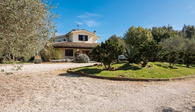 INDEPENDENT APARTMENT FOR 2 PEOPLE IN BEAUTIFUL ESTATE NEAR THE LAKE