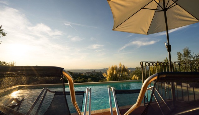 Independent Portion of Luxury Villa with Pool close to Assisi