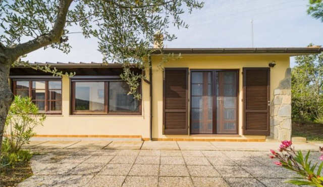 Independent villa with splendid sea view terrace