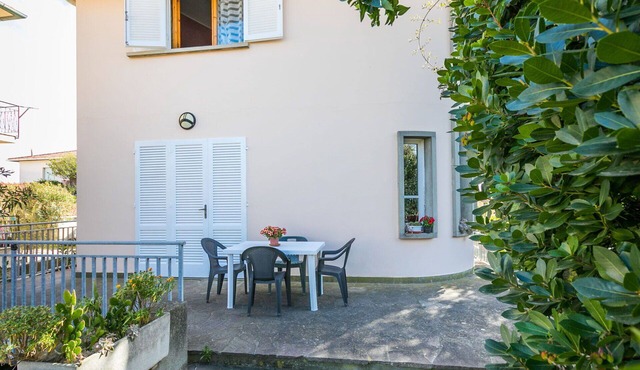 Lovely apartment for 2 people with WIFI, TV, terrace and pets allowed