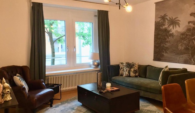 KAYA Zurich Apartment RUBY - Downtown Deluxe 2BR Apt