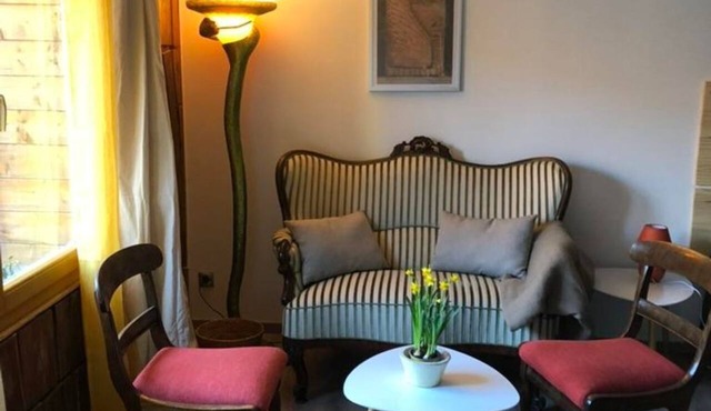 Kleines Studio am Waldrand - Appartement/fewo, Dusche, WC, Wohn-/schlafraum in Wissembourg-Weiler