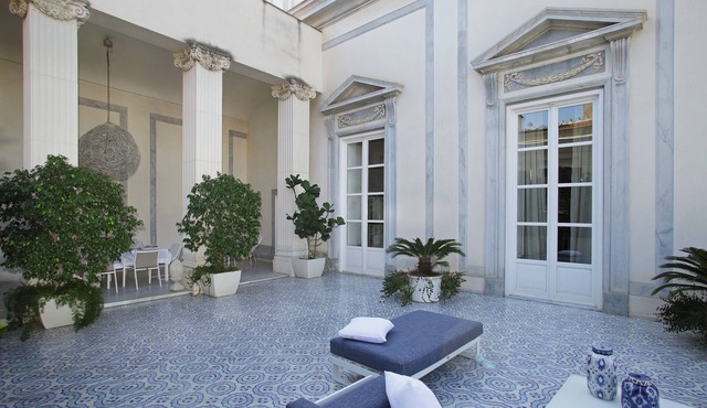La Kalsa Charming Maison Elegant home in the heart of Palermo's historic center