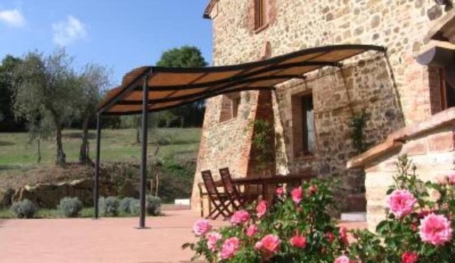 La Querceta, Typical Residence. Last Minute Offer