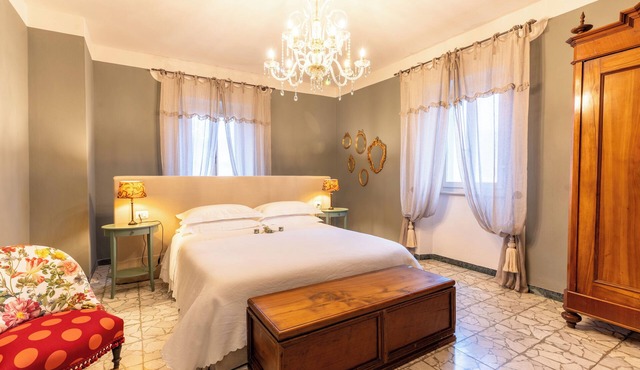 LA ROCCA DI CAMPORGIANO MAISON DU CHARME