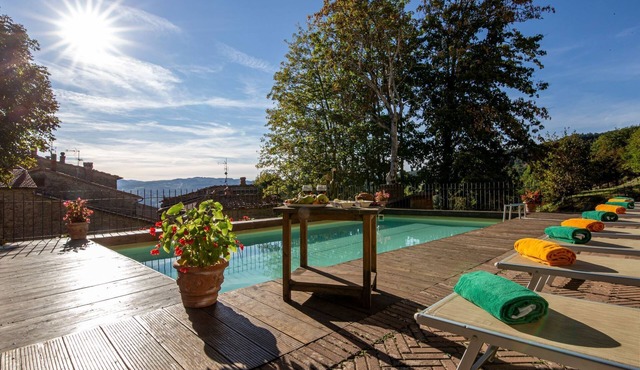 Landvilla mit Pool und Garten – die perfekte Kul by Interhome