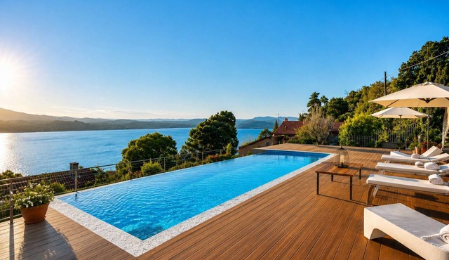 LInfinity Pool Belgirate by Lago Reisen