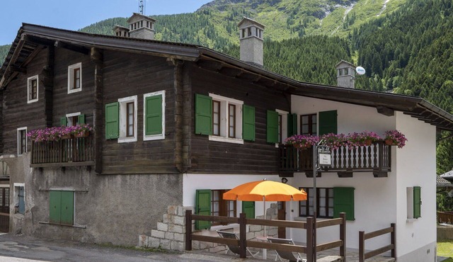 Lovely apartment for 2 people with TV, balcony, pets allowed and panoramic view