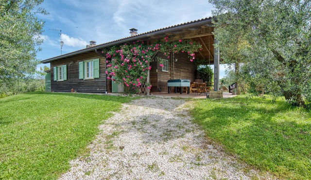 Lovely home in Farnese