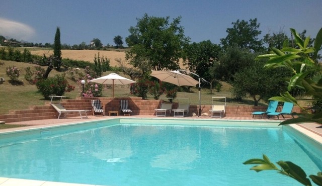 Luxurious vacation apartment with pool in the Gran Sasso National Park