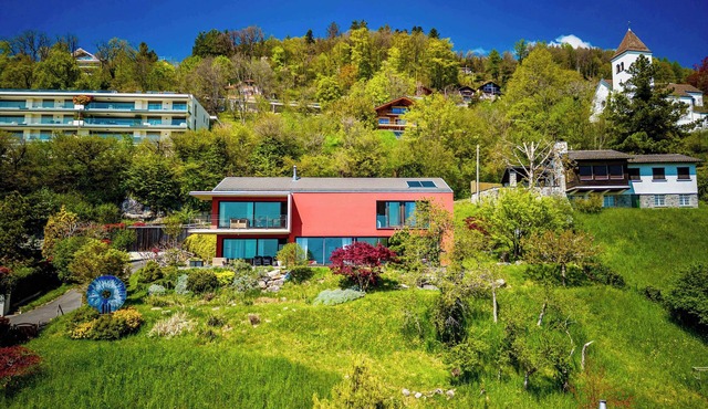 Luxury Villa Retreat with Garden & Lake Views