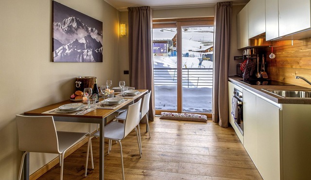 Maison Checrouit - On the Slopes in Courmayeur