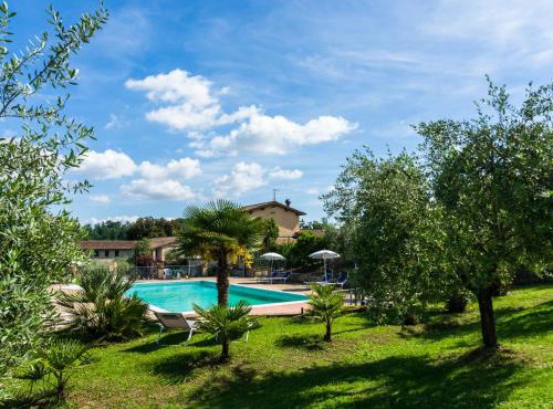 Mansion in Perugia with Pool & Green Hills
