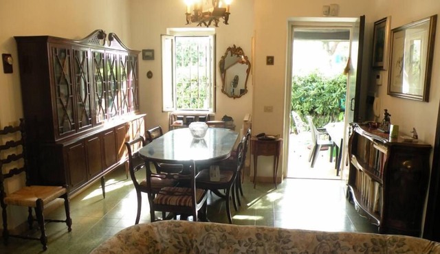 Marina Di Cerveteri: Cottage by the sea: Marina di Cerveteri Cerenova