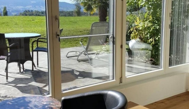 Moderne Ferienwohnung by Interhome