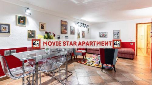 Movie Star Apartment with garden