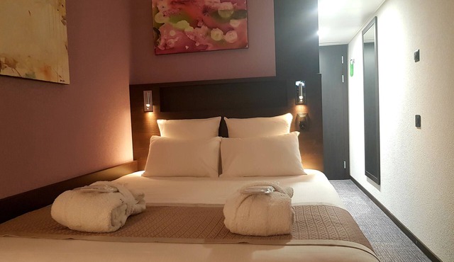 Nash Pratik Hotel