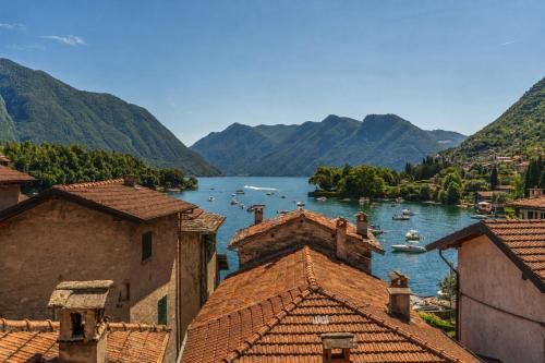 Next Comacina, Lago di Como with Garage by Geco Vacation Rentals