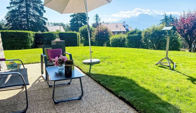 Nice apartment for 4 people with WIFI, TV, patio, pets allowed and panoramic view