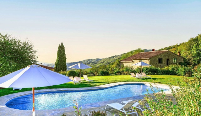 Nice apartment for 12 people with WIFI, private pool, A/C, TV and panoramic view