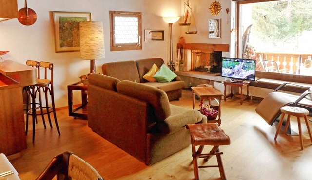 Nice apartment for 4 guests with WIFI, TV, balcony, pets allowed, panoramic view and parking