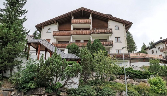 Nice apartment for 4 people with WIFI, pool, TV, balcony, pets allowed and panoramic view