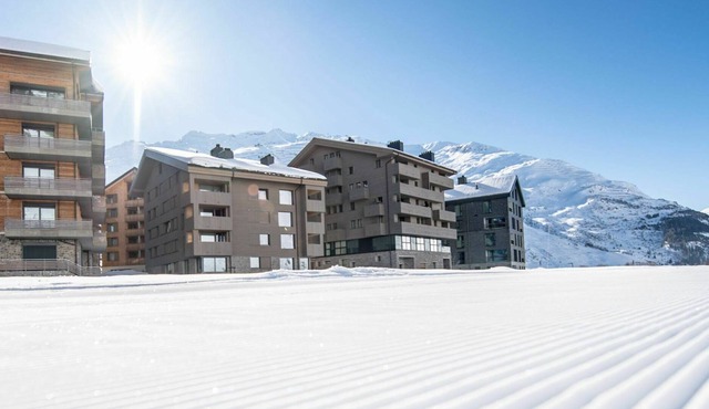 Nice apartment for 7 guests with WIFI, TV and parking