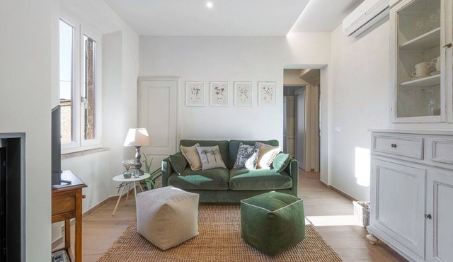 Nice apartment for 4 people with WIFI, A/C and TV, close to Siena