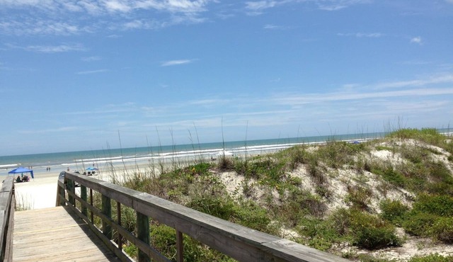 Ocean front Condo ground level REMODELED in St. Augustine